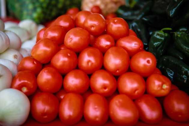 A la baja en kilo de jitomate; ya está en $19.51