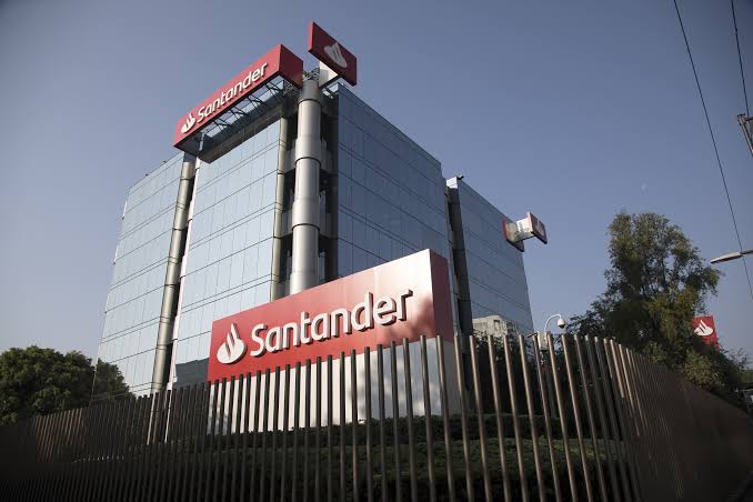 Santander pierde registro de una Sofom