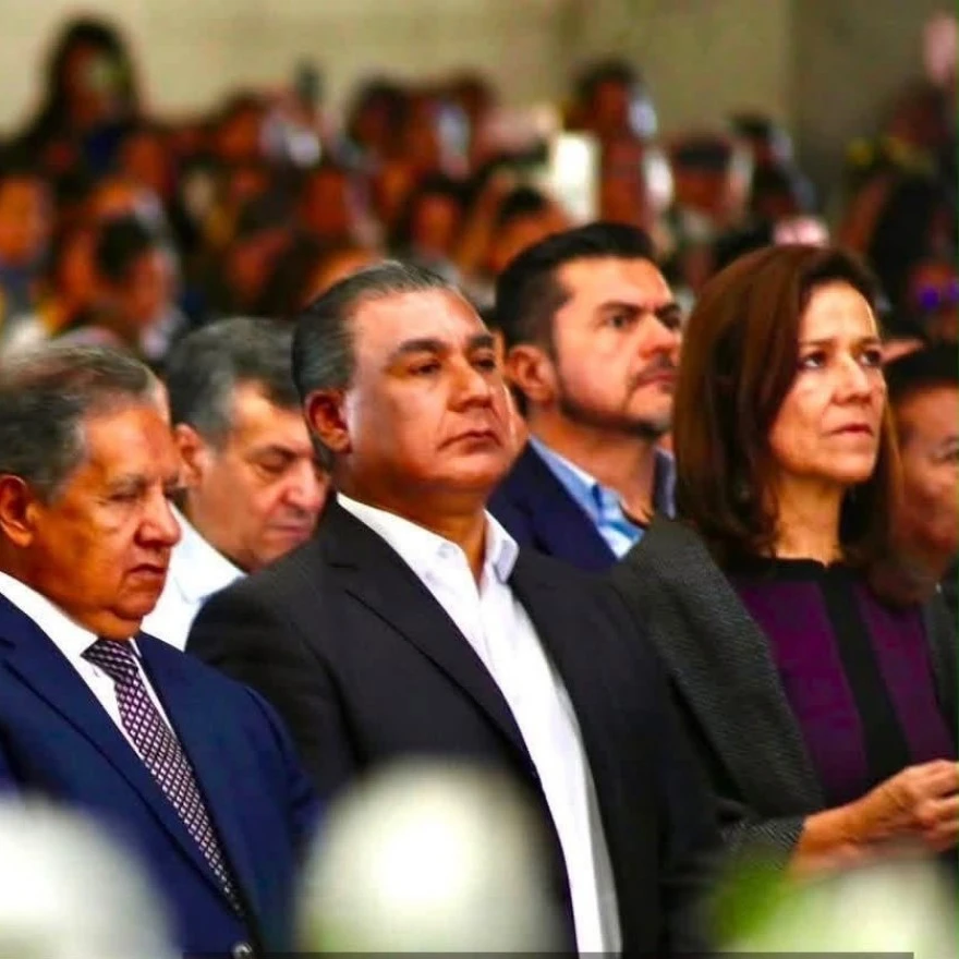 Llega nuevo obispo a Ecatepec y junta a Morena y al PAN en su bienvenida