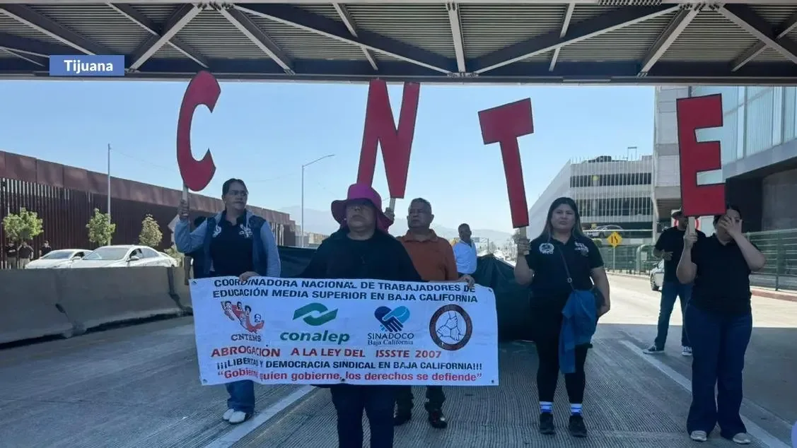 Bloquea CNTE múltiples sitios en estados del país