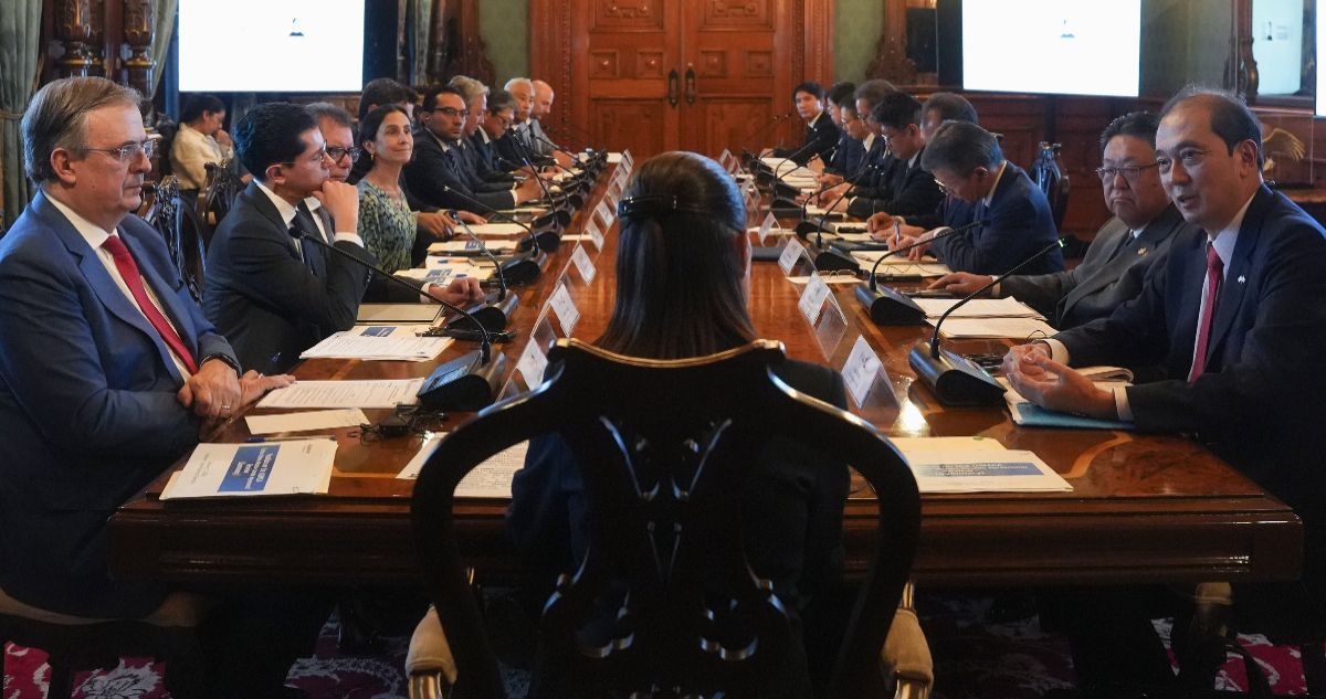 Sheinbaum recibe a empresariado de Japón en Palacio Nacional