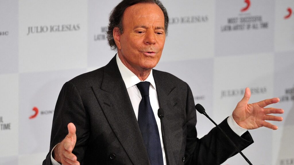 Nueva denuncia contra Julio Iglesias por agresión sexual y trabajo forzado en España