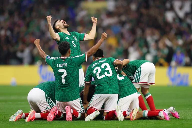 México elimina a Ecuador contundentemente