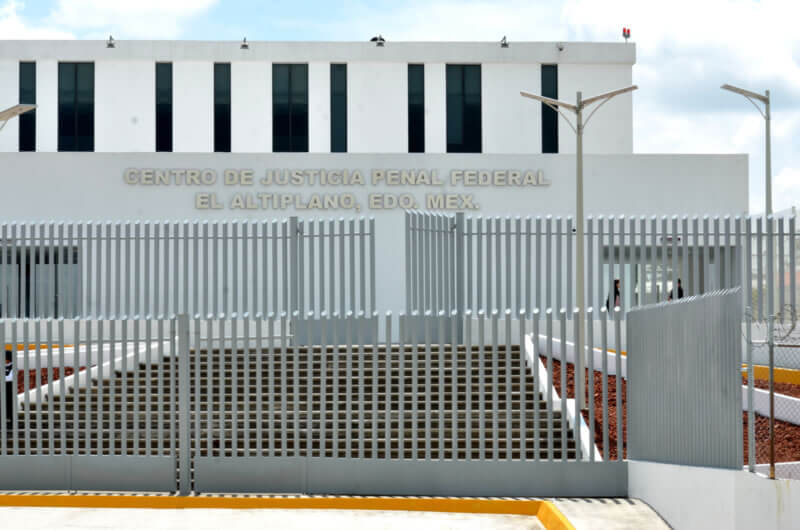 Vinculan a proceso a Ruffo y se queda en el Altiplano