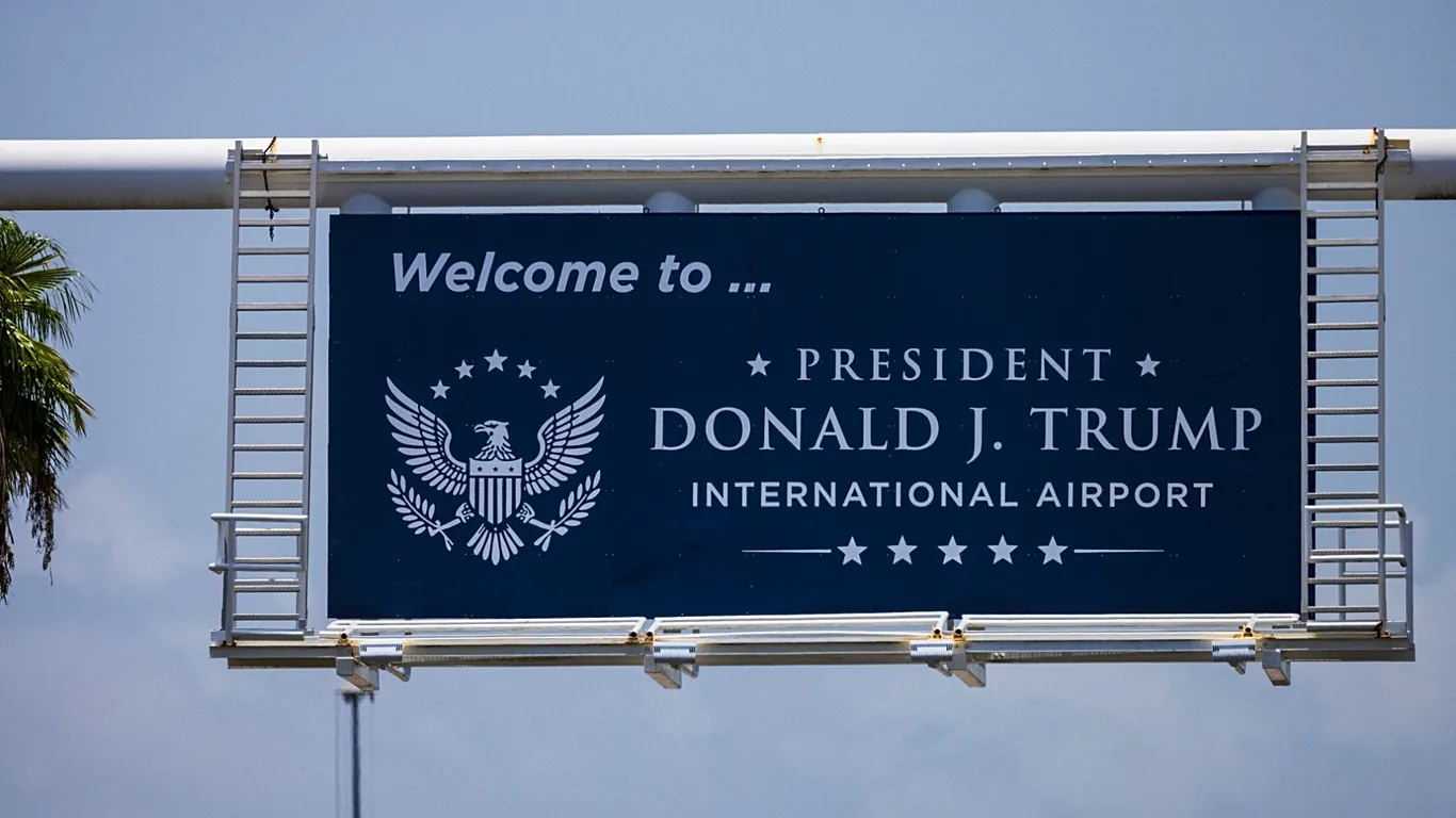 El aeropuerto de Palm Beach pasa a llamarse President Donald J. Trump