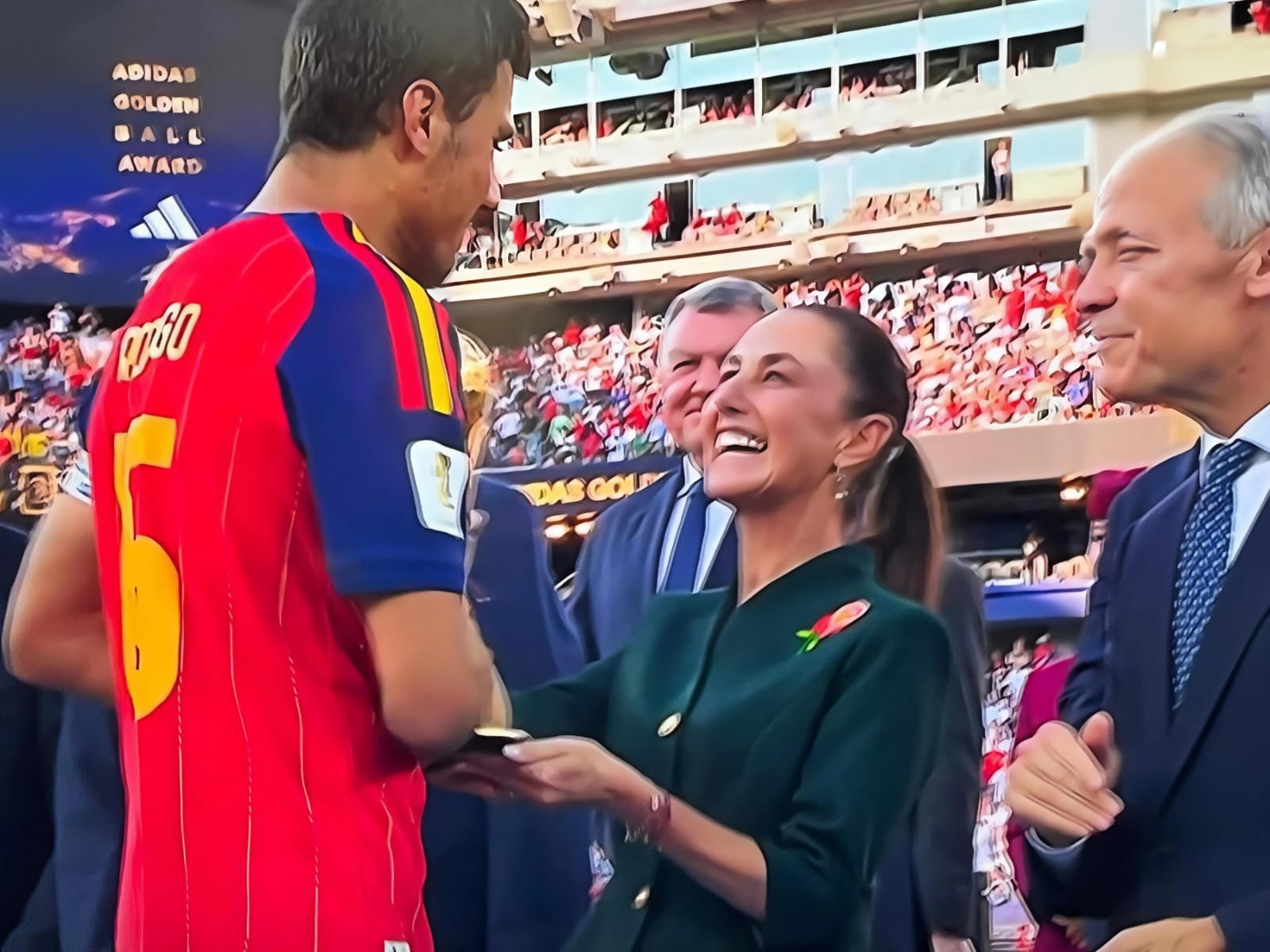Trump, Sheinbaum y Carney, entregan premios en la final de la Copa Mundial de Fútbol