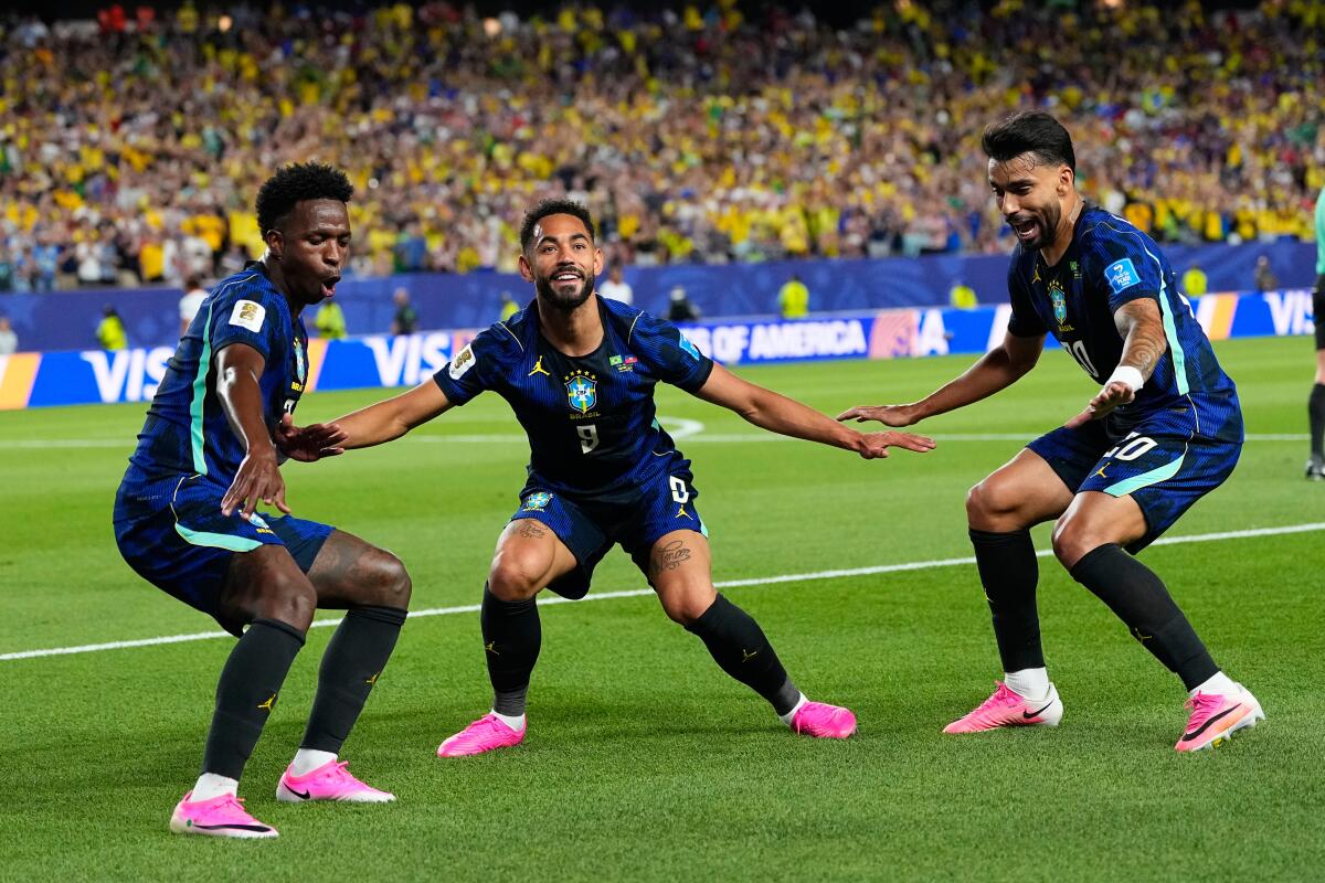Ancelotti se saca la espina: Brasil golea 3-0 a Haití